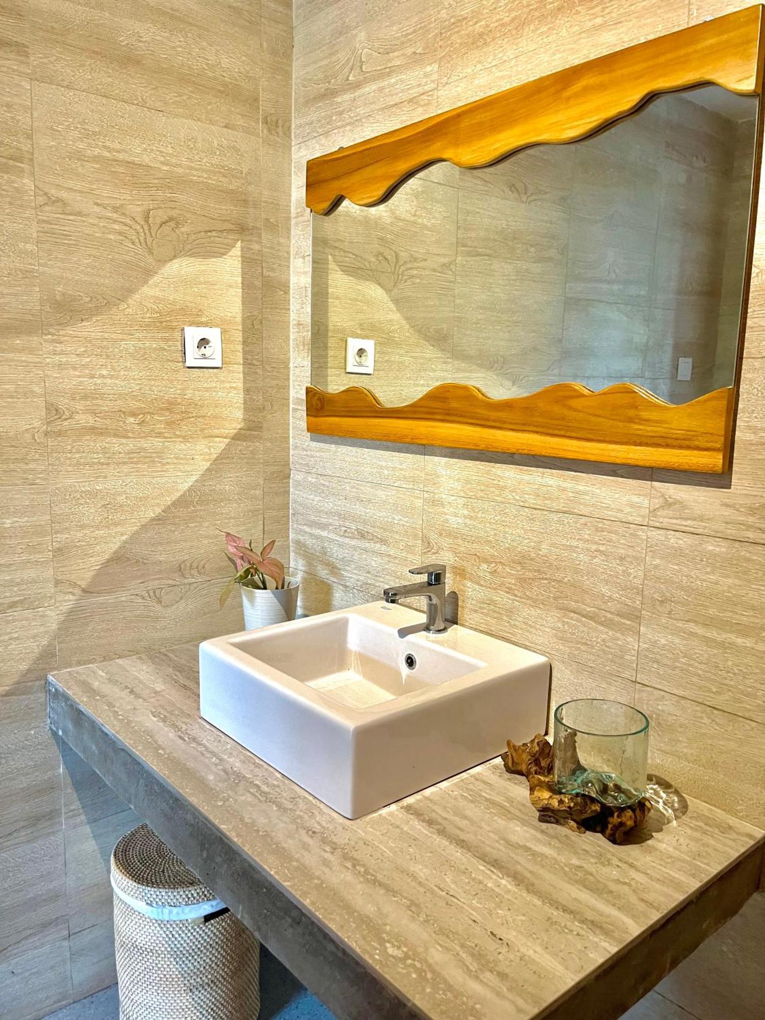 Ila Gaia Bali Hotel ชังกู ภายนอก รูปภาพ